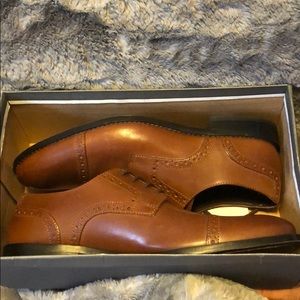 Men’s Stacy Adam Brown Dress Shoes. Size 9.